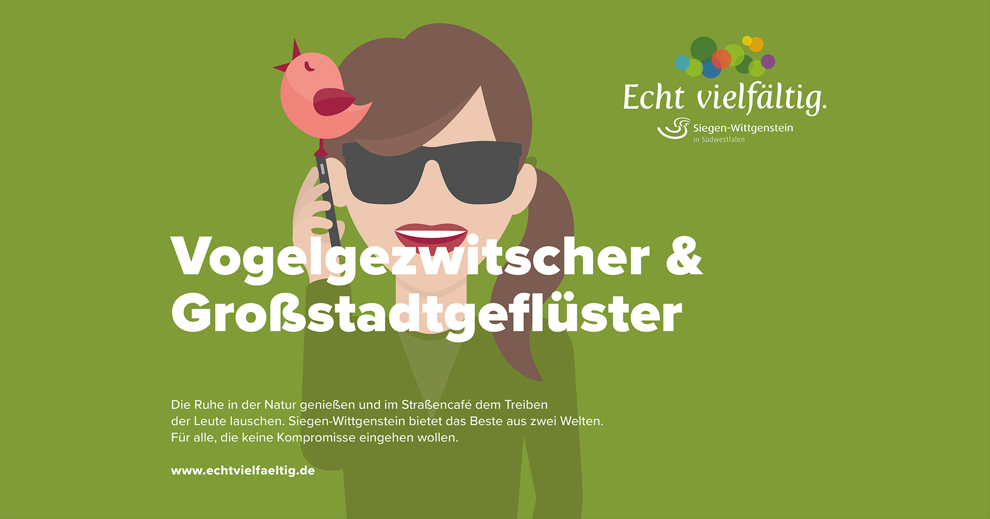 Das Bild zeigt eine Illustration auf grünem Grund. Man sieht eine Frau mit Sonnenbrille und Telefon am Ohr. Auf dem Telefon sitzt ein Vogel, der zu singen scheint. Darüber die Überschrift in weiß: „Vogelgezwitscher und Großstadtgeflüster“. Oben links in der Ecke das „Echt vielfältig“-Logo